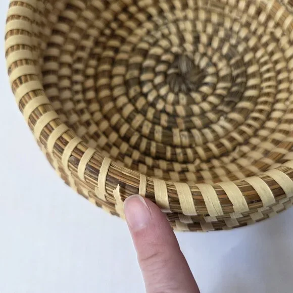 South Carolina Sweetgrass Gullah Basket 7" Round Catch All Handmade - Picture 14 of 14